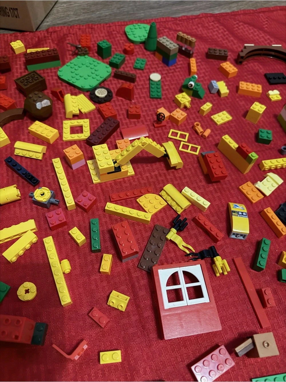 Lego mixed lot and 2 mini figures lot